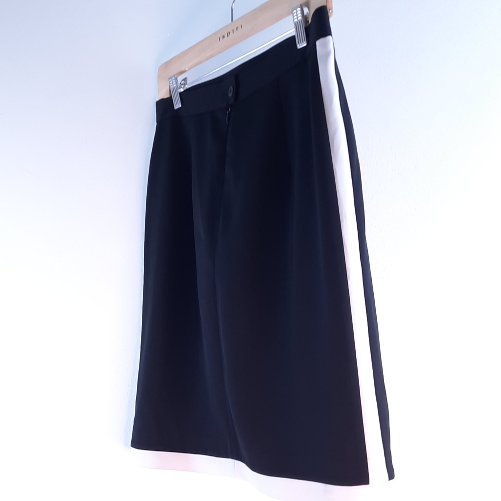 Bogato Classic size 10 Midi black & white lined skirt - Picture 3 of 17